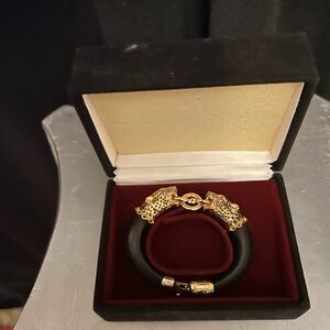 Elegant Black and Gold Bracelet